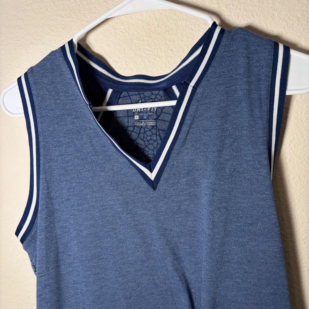 Nike Tank Top Women's Large Blue V-Neck Dri-Fit Sleeveless Athletic Active - Picture 3 of 7